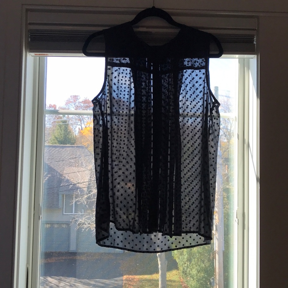 Navy blue sheet sleeveless blouse